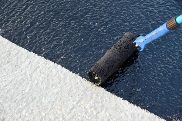 Signs You Need a Waterproofing Service for Your Property